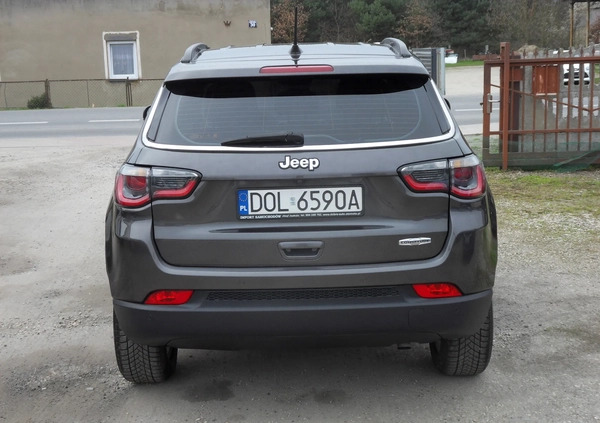 Jeep Compass cena 79900 przebieg: 78000, rok produkcji 2018 z Wołomin małe 326